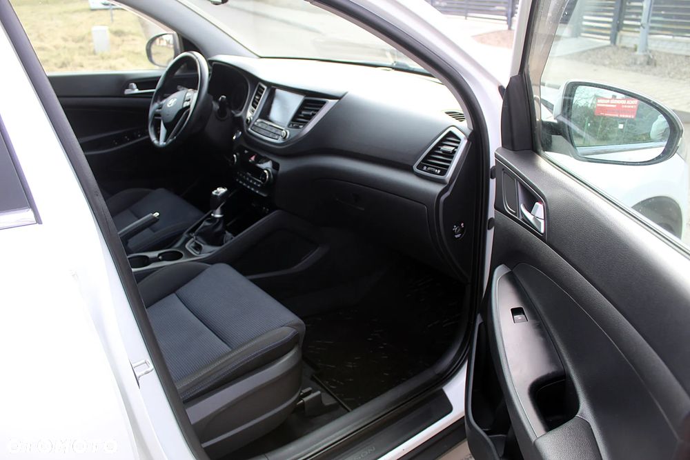 Hyundai Tucson 1.7 CRDI BlueDrive GO 2WD - 6