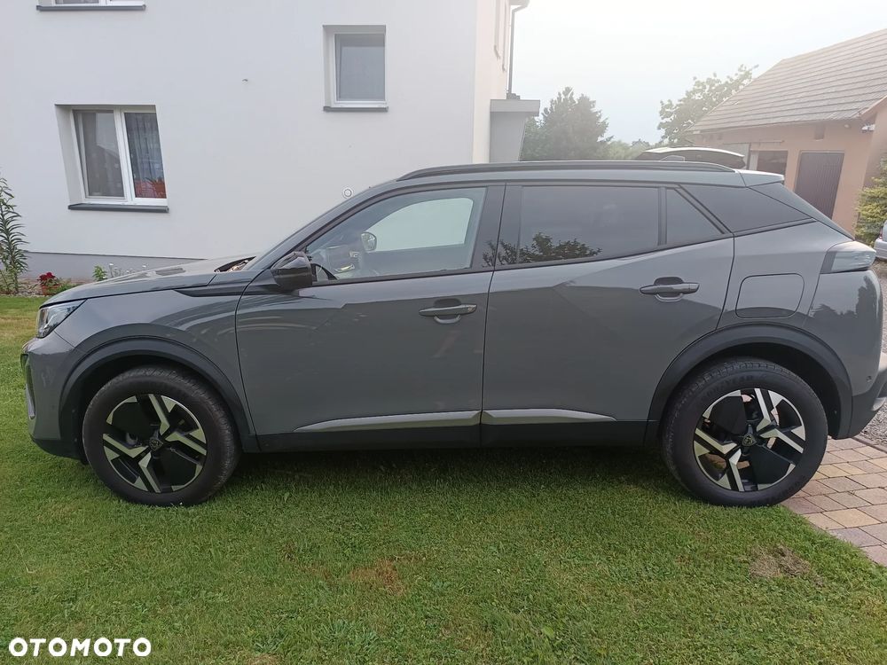 Peugeot 2008 PureTech 100 Allure S&S BVM6 - 3