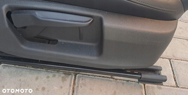 skoda superb 3v iii fotele środek kanapa czarna skóra europa kombi - 3