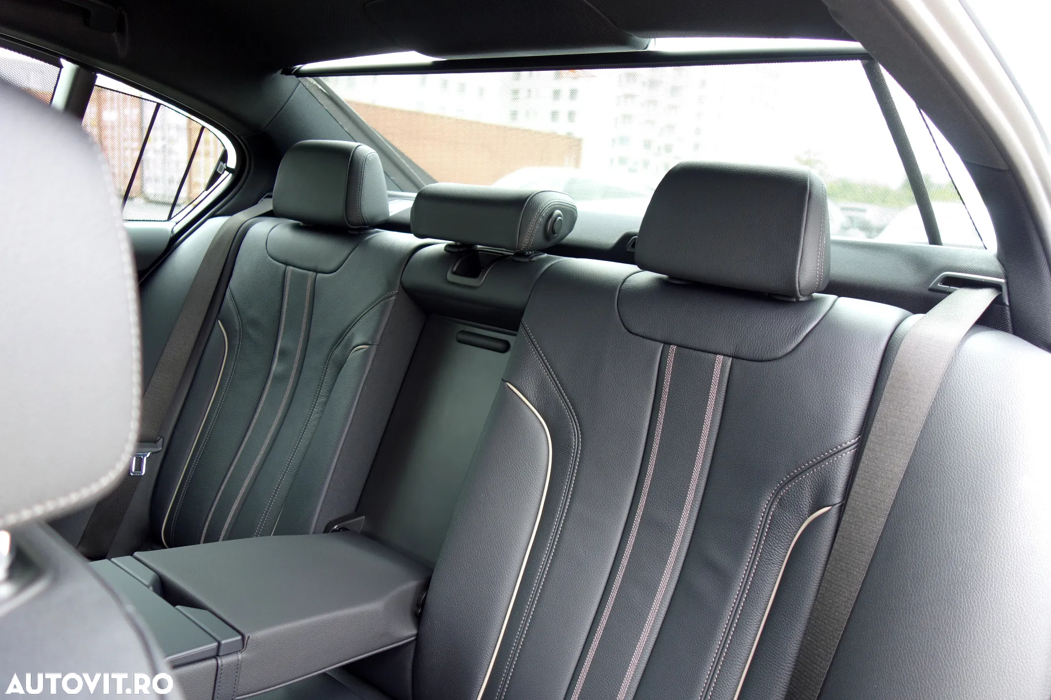 BMW Seria 5 520i AT - 7