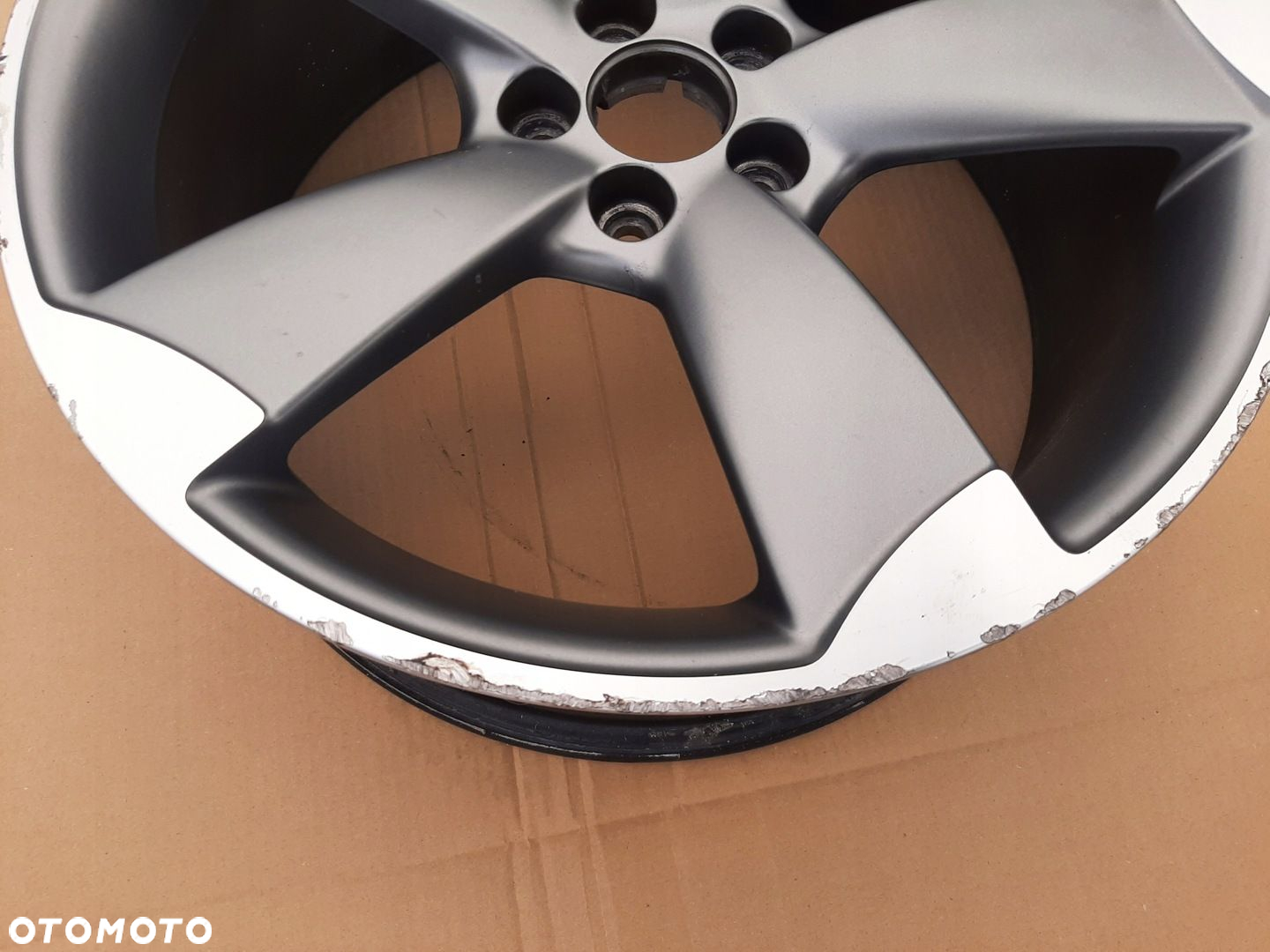 FELGA ALUMINIOWA 18 ET39,5 AUDI A1 8X0601025AR Rotor - 2