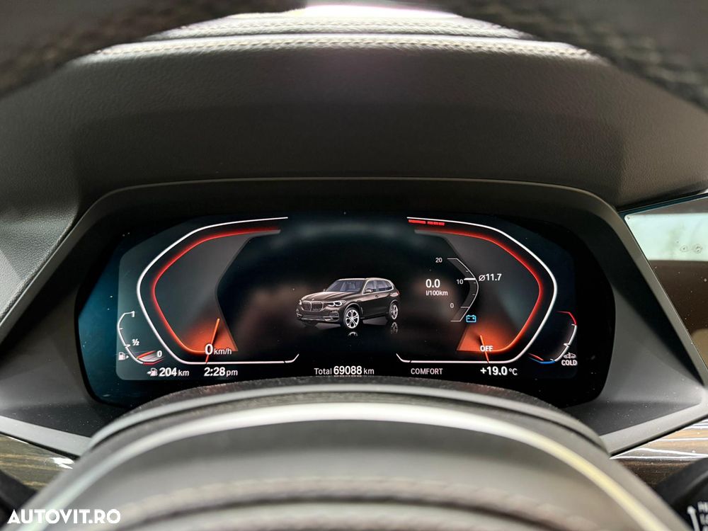 BMW X5 xDrive40i - 9