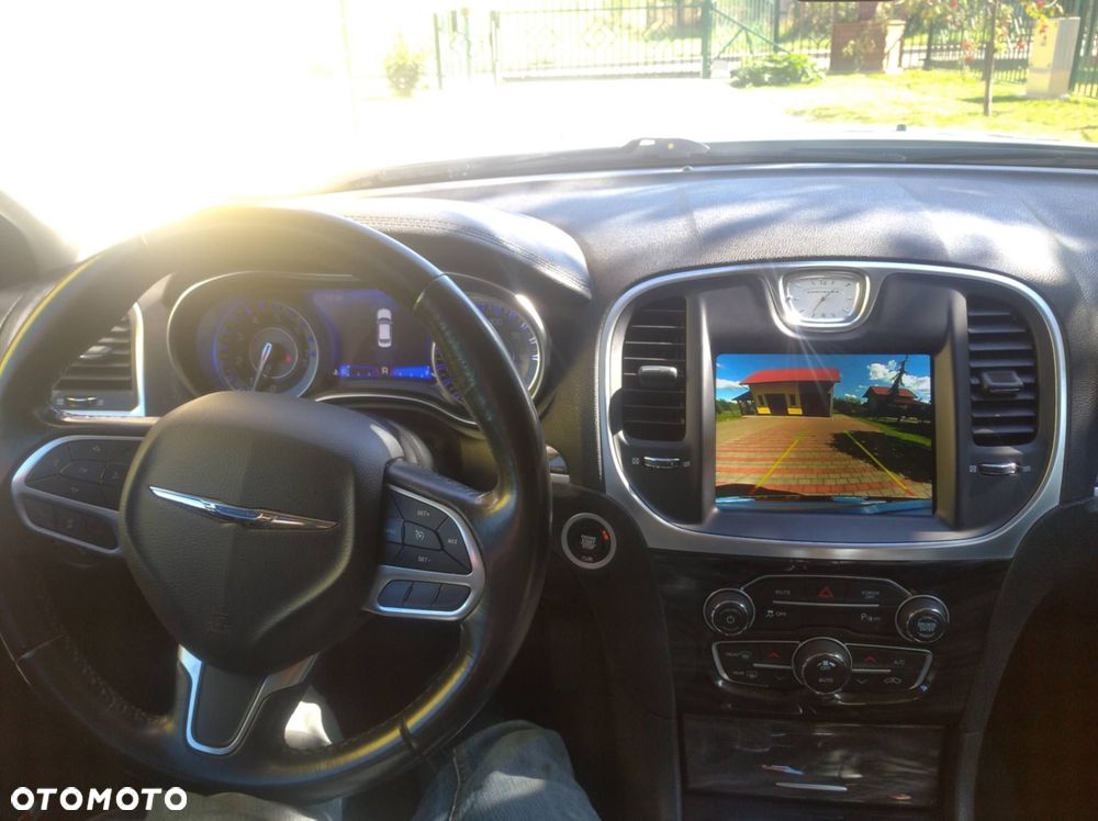 Chrysler 300 - 9