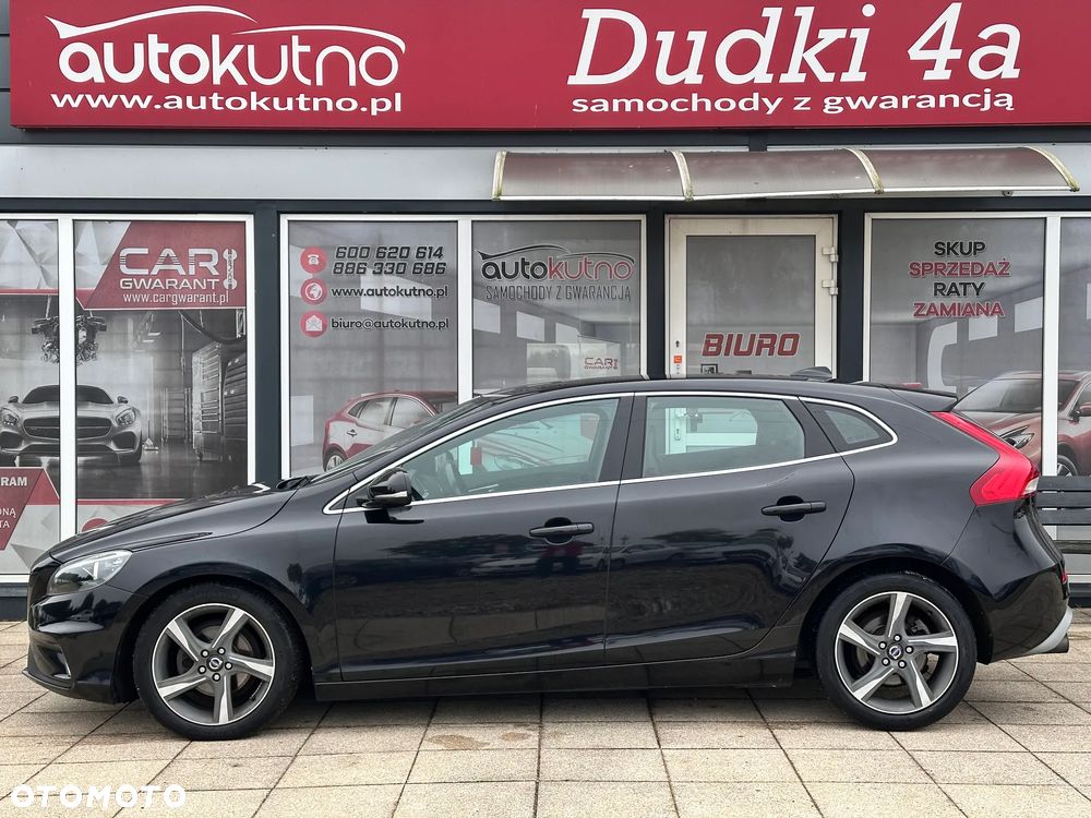Volvo V40 D2 R Design - 24