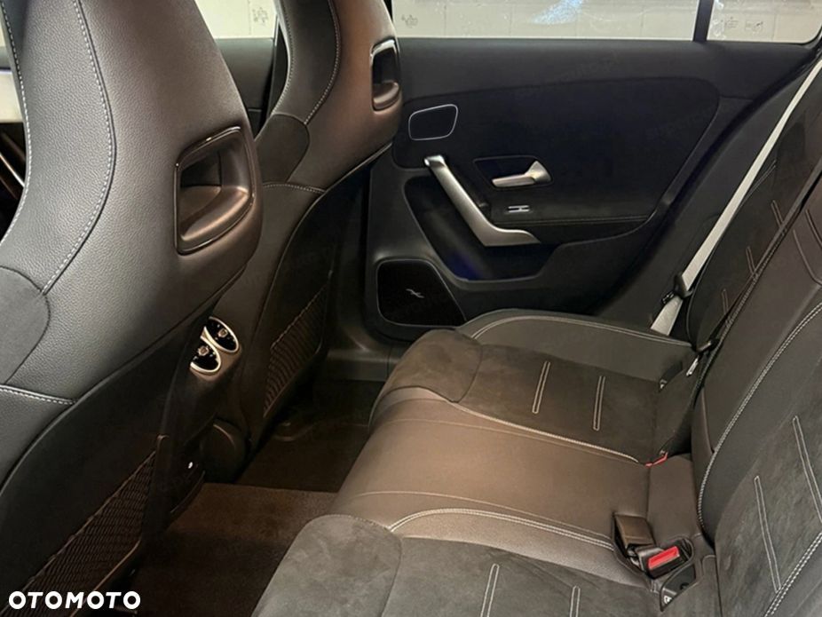Mercedes-Benz Klasa A 200 AMG Line 7G-DCT - 15
