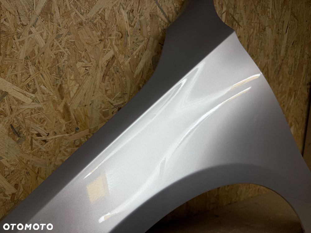 BŁOTNIK LEWY PRZÓD MERCEDES BENZ A KLASA W177 A177 A177881050 SREBRNY - 32