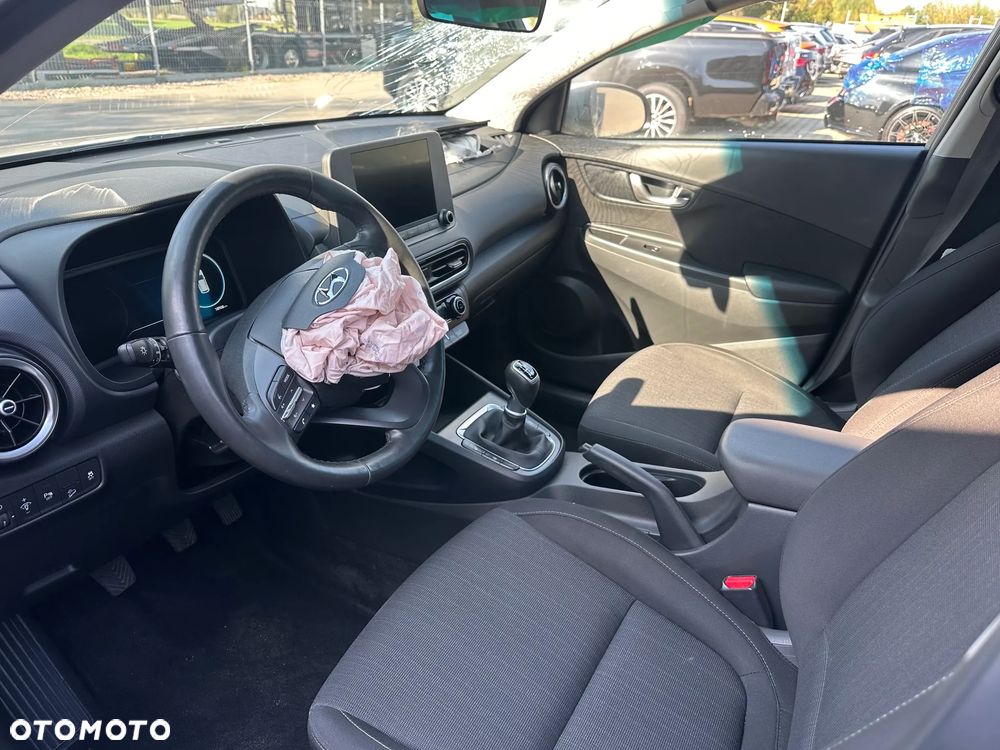 Hyundai Kona - 10