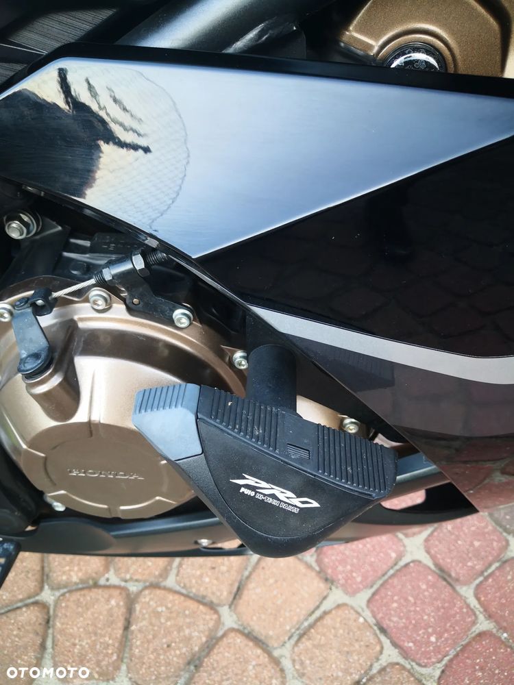 Honda CBR - 12