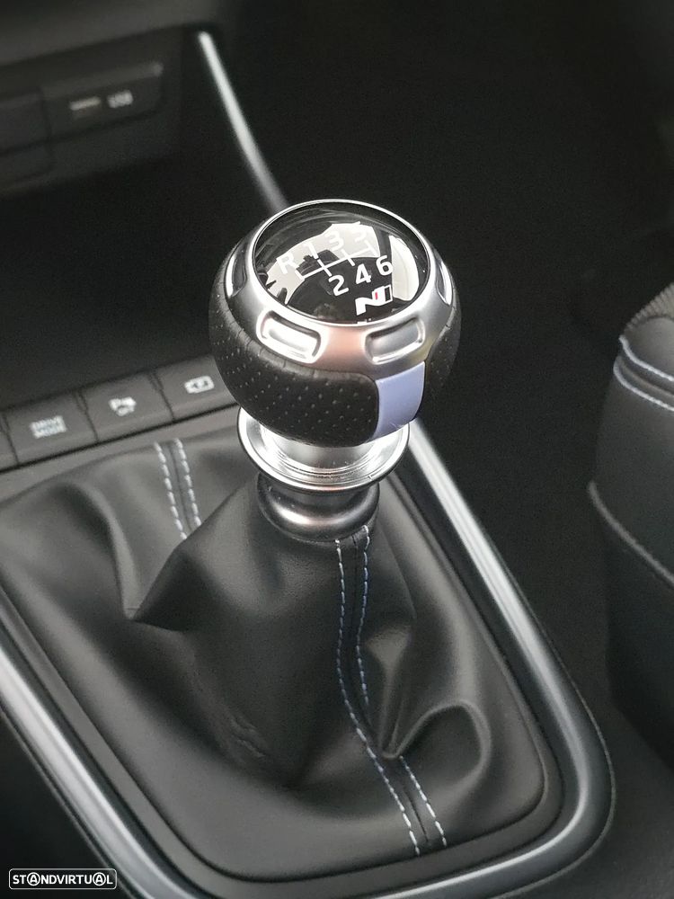 Hyundai i20 N 1.6 T-GDi Performance Pack+TT - 14