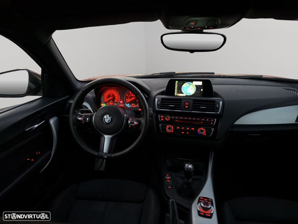 BMW 118 d Pack M - 2