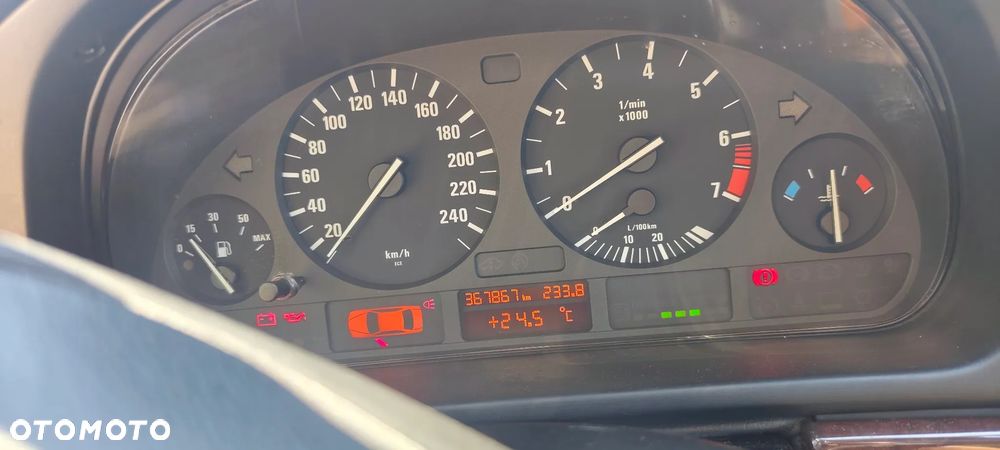 BMW Seria 5 525i - 15