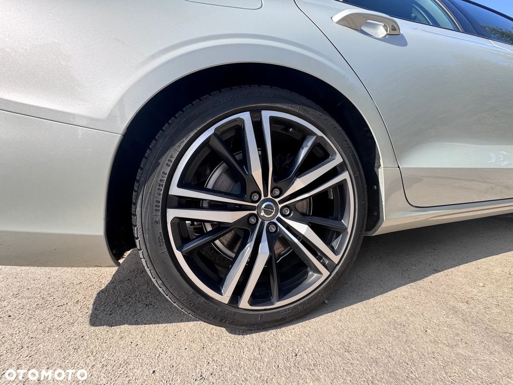 Volvo S60 T6 AWD R-Design - 27