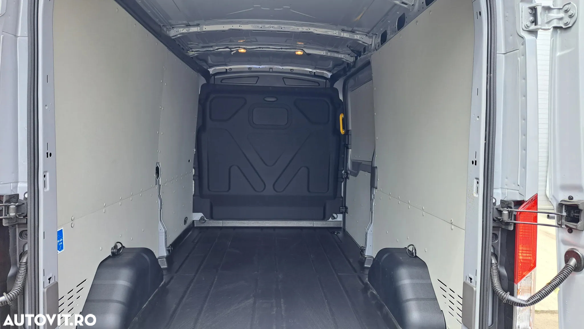 Ford NEW TRANSIT VAN L3H2 FWD A/T - 11