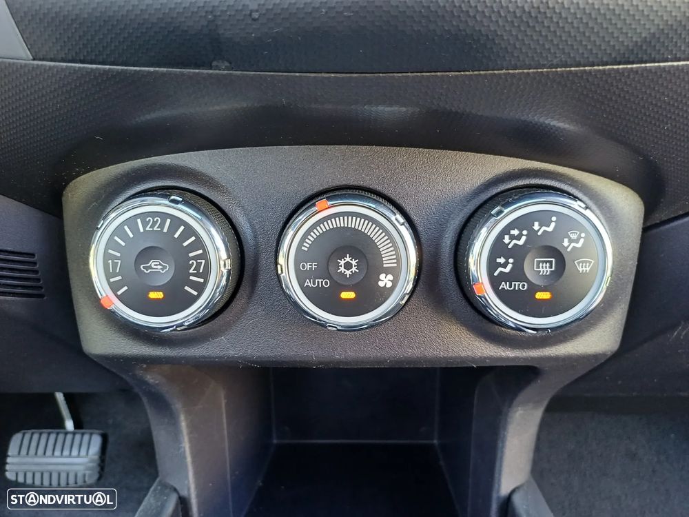 Mitsubishi Outlander 2.2 DI-D Instyle 2 Aut. 4WD - 31