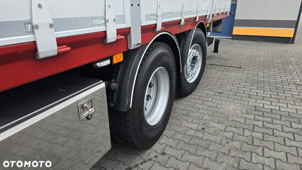 Volvo FM 380 6x2 CRANE FASSI F185 - 18