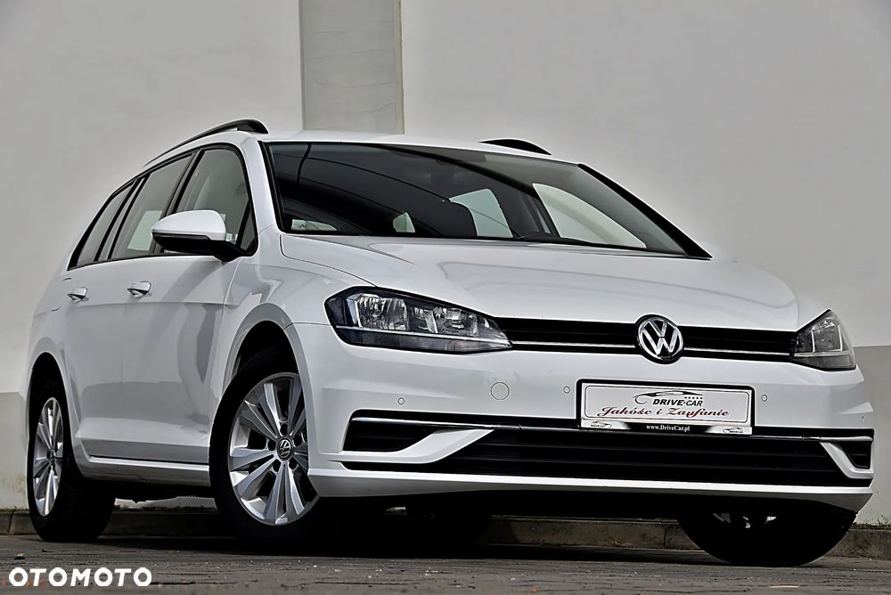 Volkswagen Golf 1.6 TDI BMT Comfortline - 3