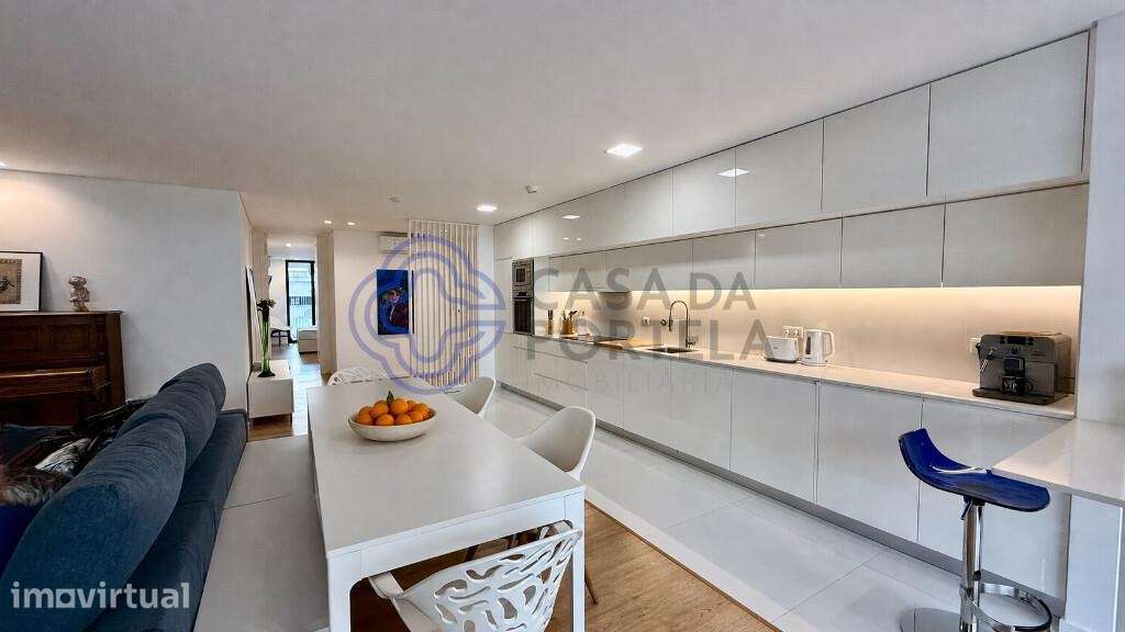Apartamento T4 com 4 suites, garagem privativa e piscinas em Olhão - Grande imagem: 5/40