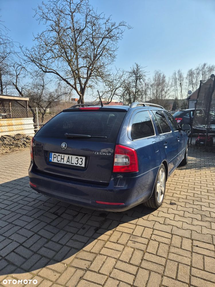 Skoda Octavia 1.6 TDI Elegance DSG - 3