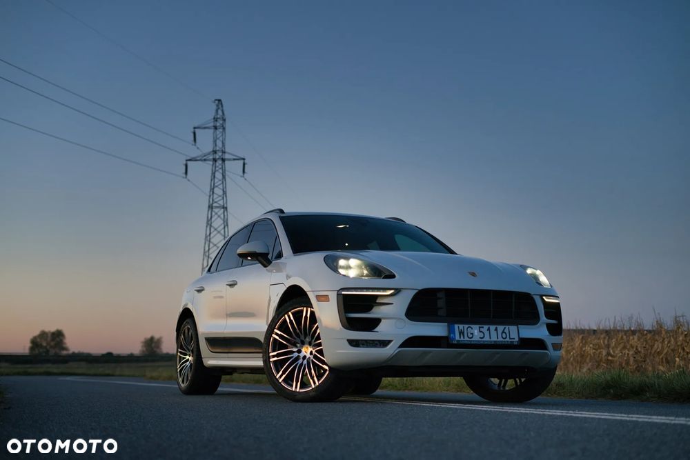 Porsche Macan GTS PDK - 2