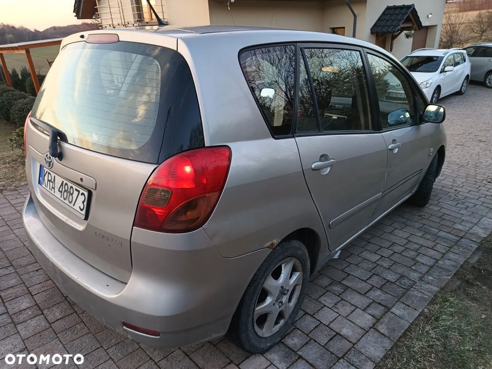 Toyota Corolla Verso - 7