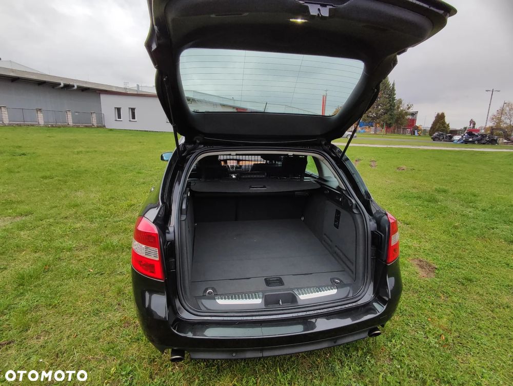 Renault Laguna 2.0 Turbo Initiale - 10