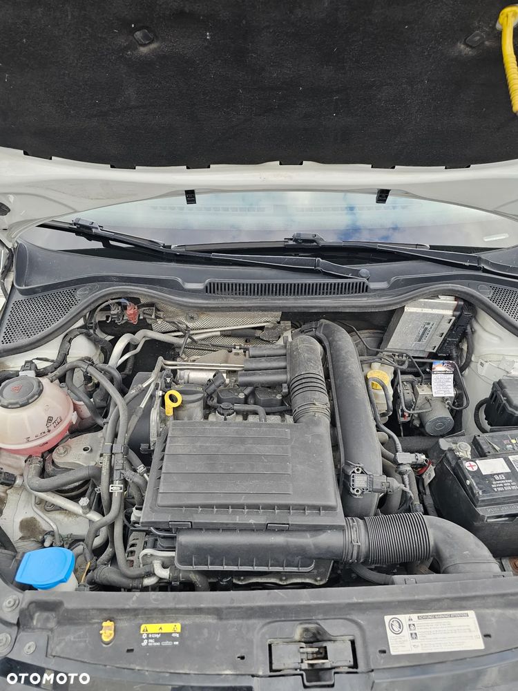 Volkswagen Polo - 30
