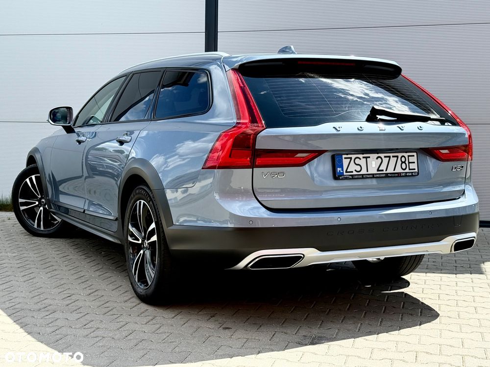 Volvo V90 Cross Country D5 AWD - 18
