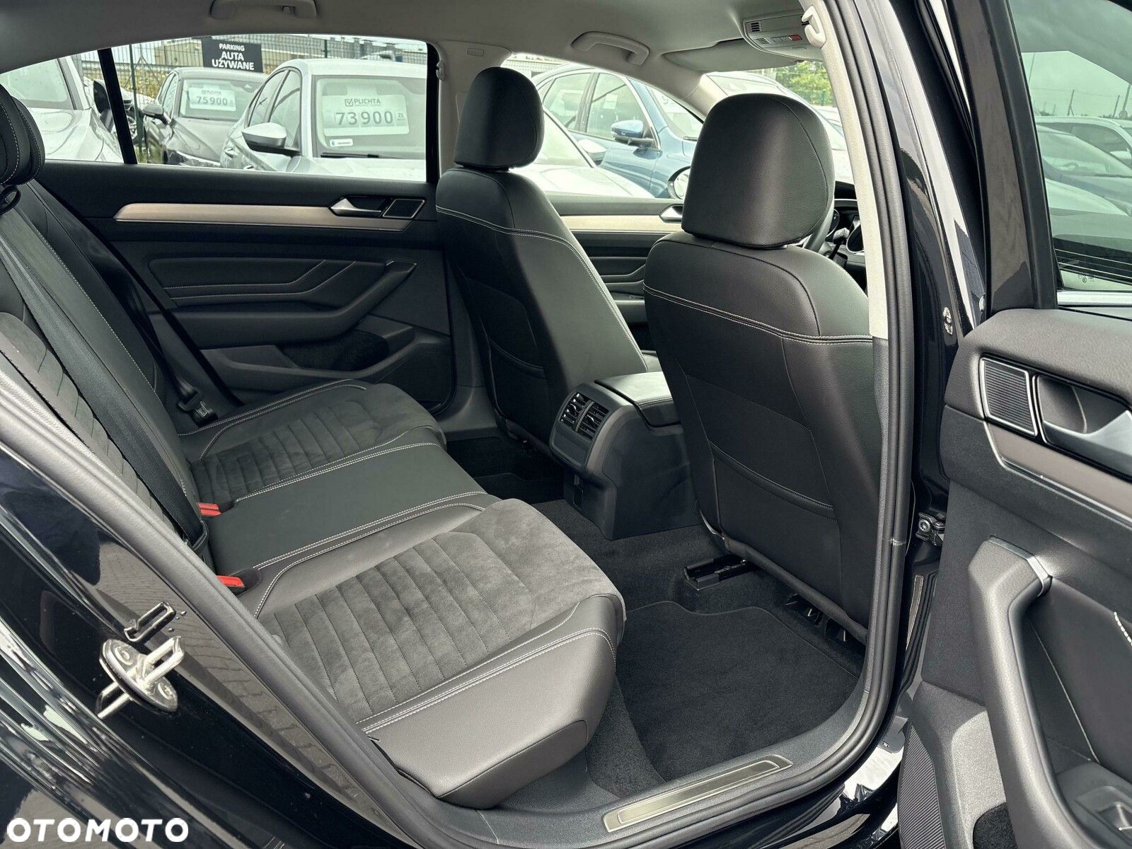 Volkswagen Passat 2.0 TSI Elegance DSG - 25