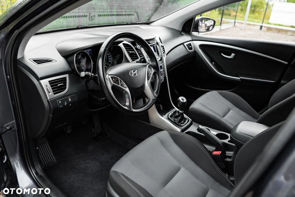 Hyundai i30 blue 1.6 GDI Style - 17