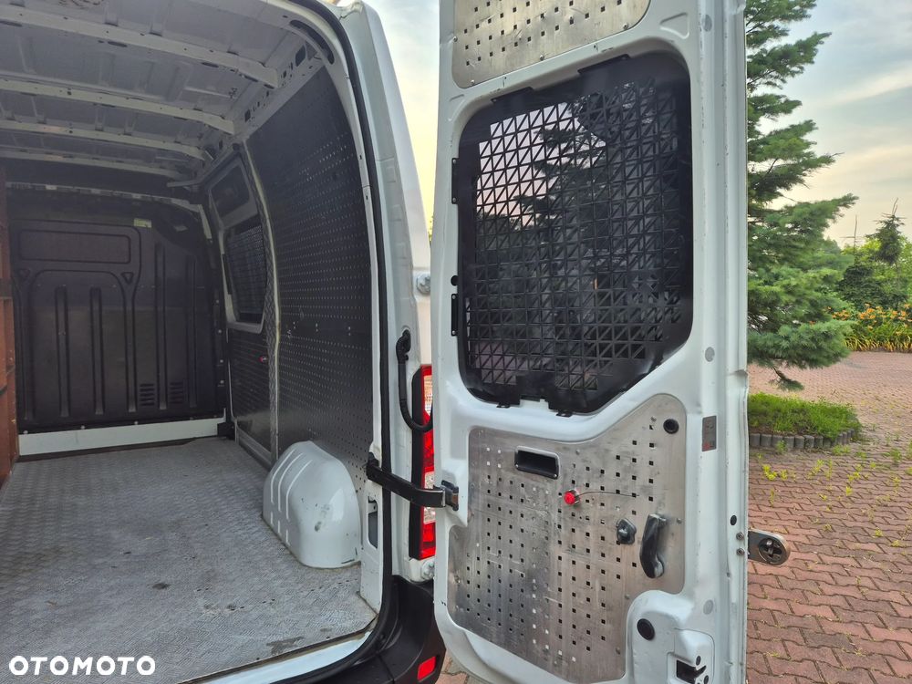 Renault Master - 24