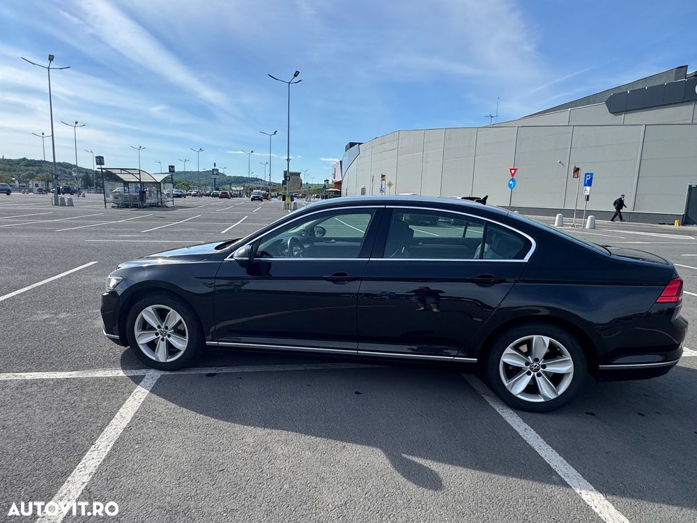 Volkswagen Passat 2.0 TDI DSG 4Mot Highline - 6