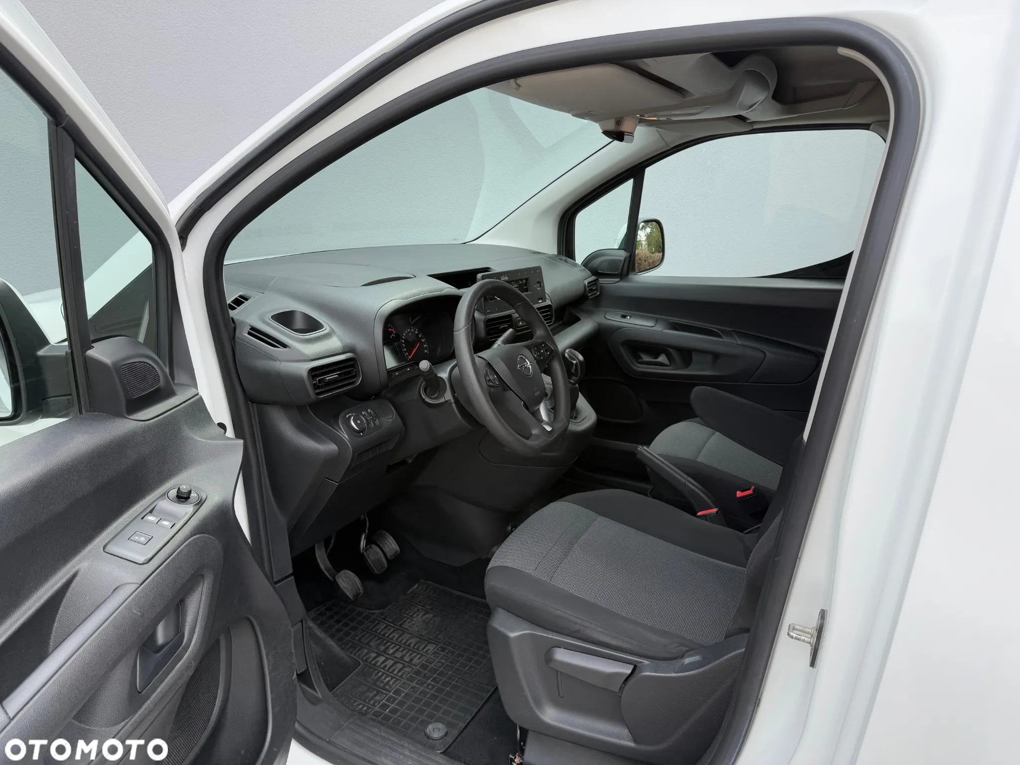 Opel Combo - 9