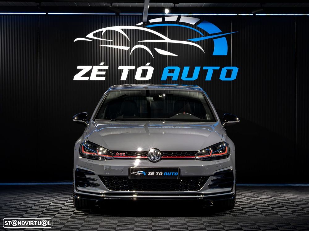 VW Golf - 4