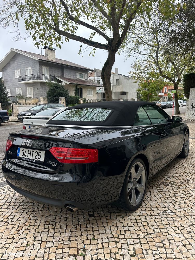 Audi A5 Cabrio 3.0 TDi V6 quattro S-tronic - 8
