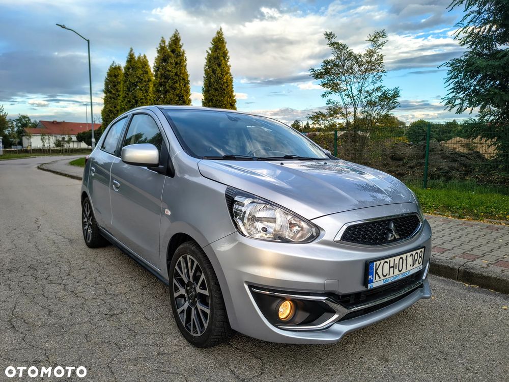 Mitsubishi Space Star 1.2 AS&G Invite CVT - 24