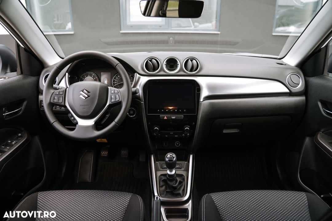 Suzuki Vitara - 11