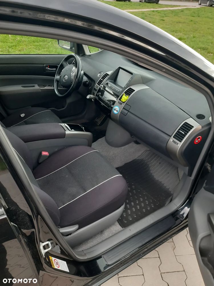 Toyota Prius - 6