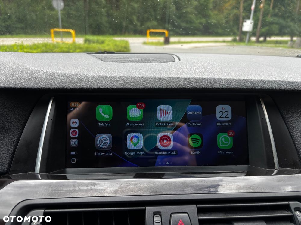 BMW Seria 5 520d - 25