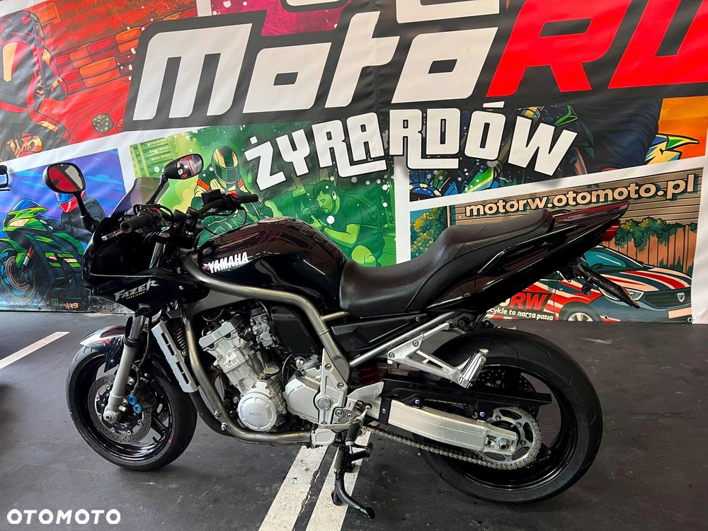 Yamaha FZS - 13