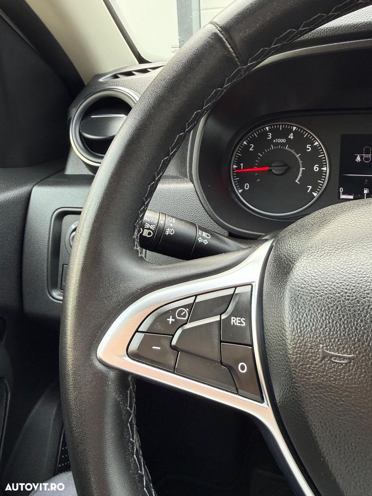 Dacia Duster 1.6 SCe Prestige jante 17" - 22