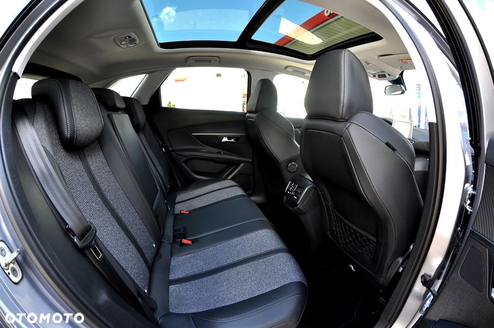 Peugeot 3008 1.2 PureTech Allure S&S EAT8 - 20