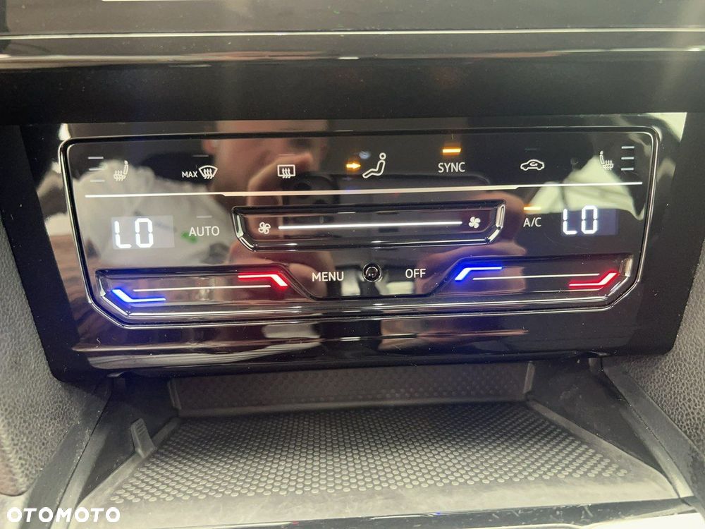 Volkswagen Passat - 22