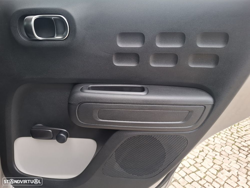 Citroën C3 1.2 PureTech C-Series - 38