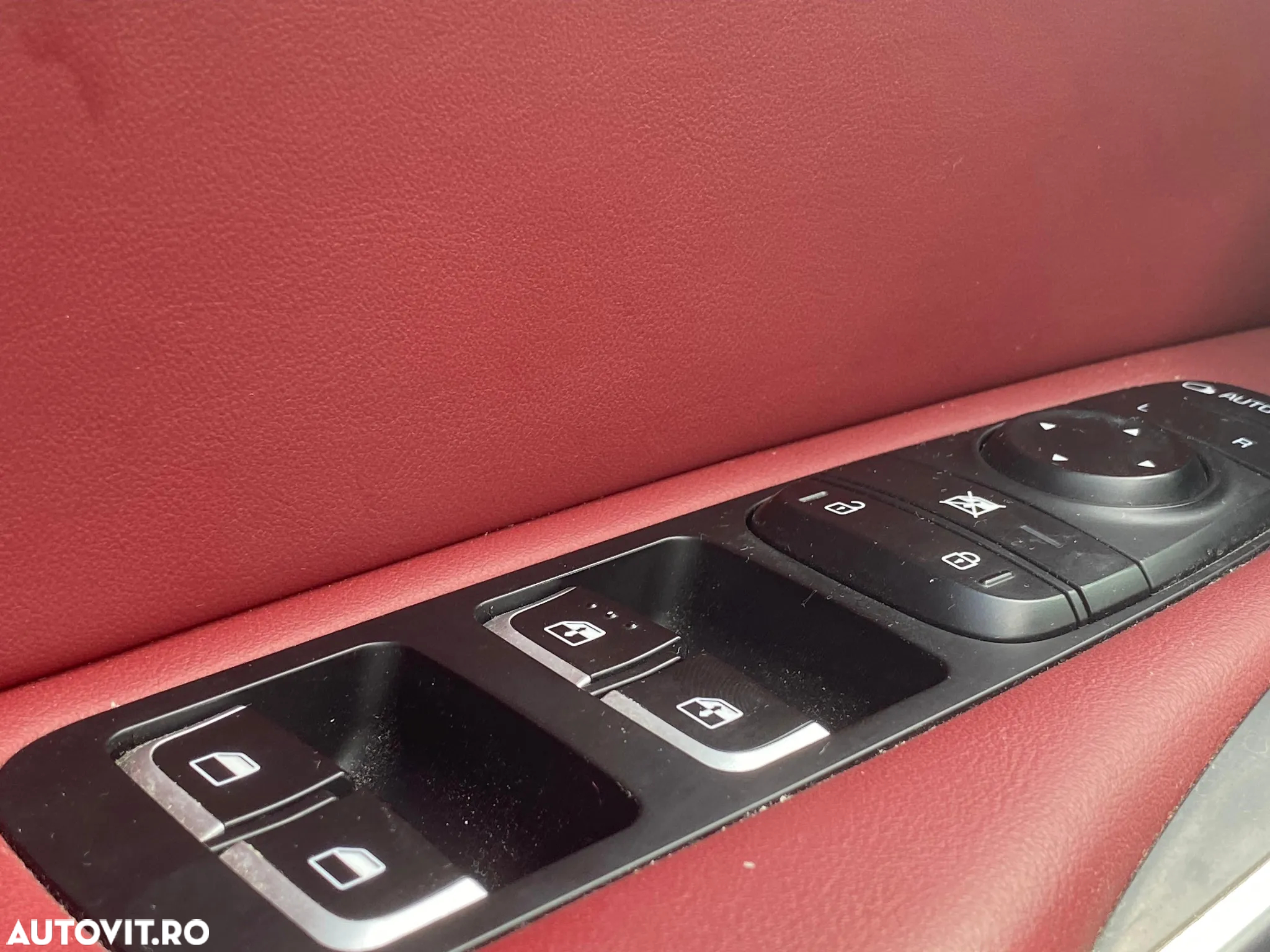 Kia Stinger 3.3 T-GDI AWD GT - 23