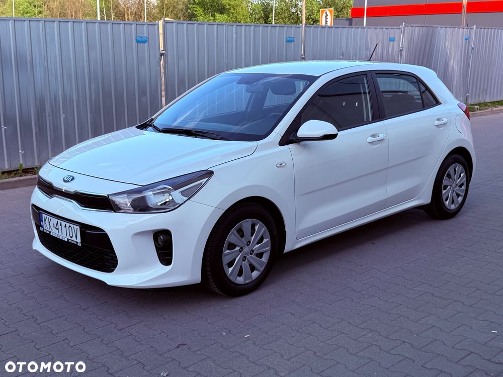 Kia Rio - 10