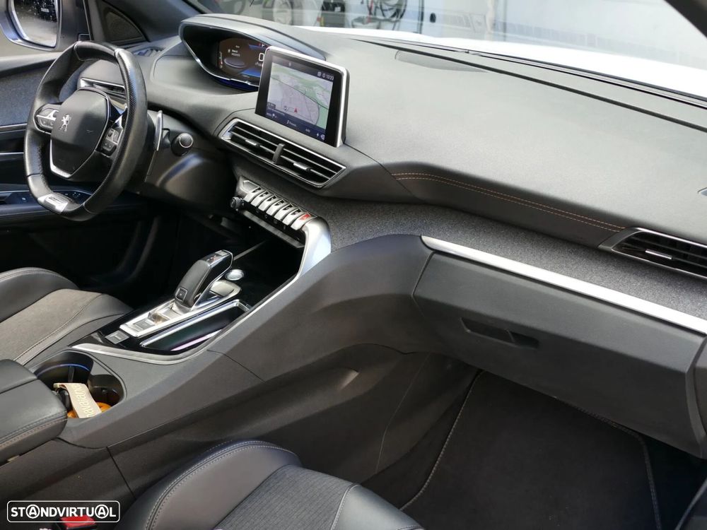 Peugeot 3008 1.5 BlueHDi GT Line EAT8 - 27