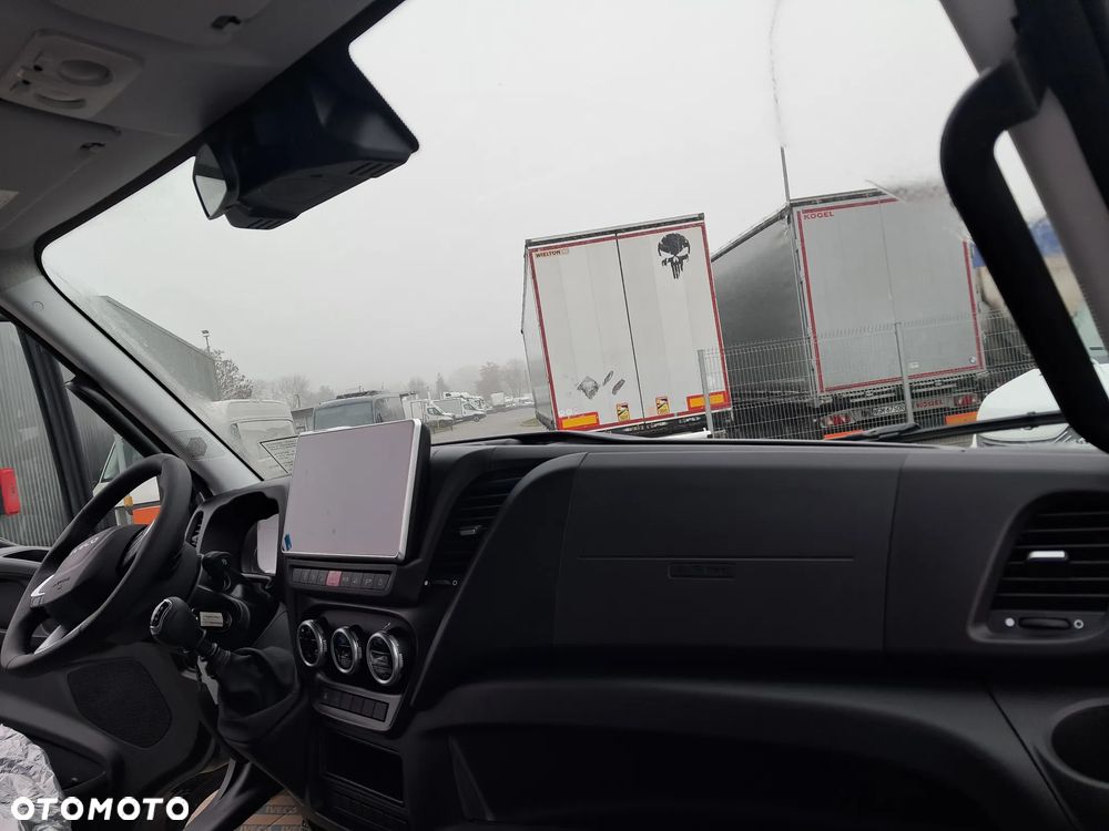Iveco Daily / Pewny partner w biznesie ! - 16