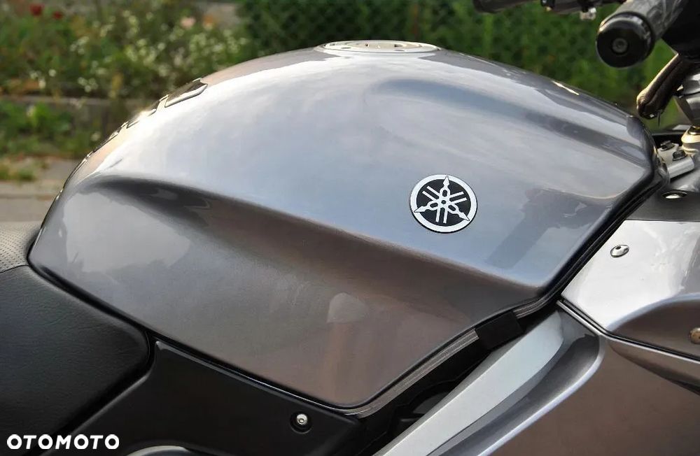 Yamaha FJR - 29