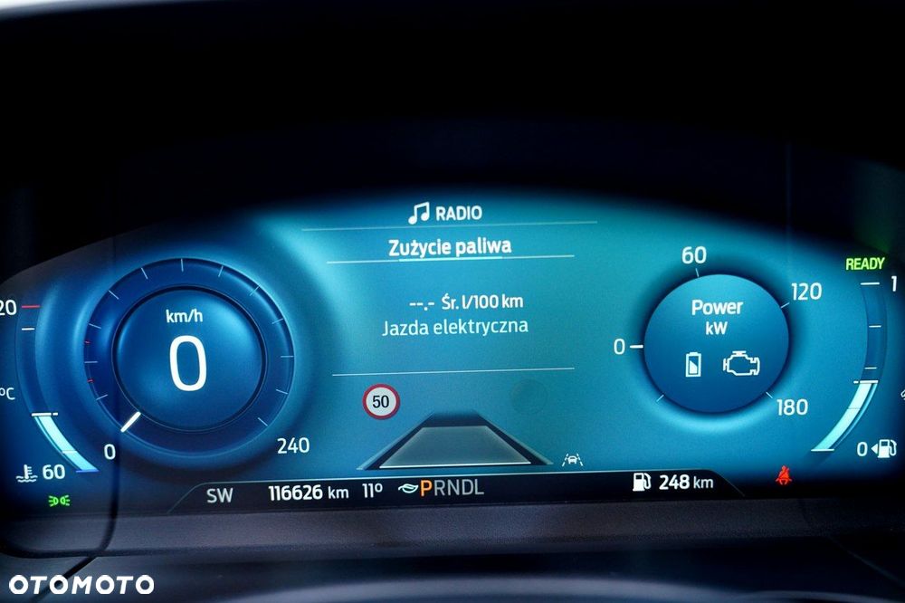 Ford Kuga - 32
