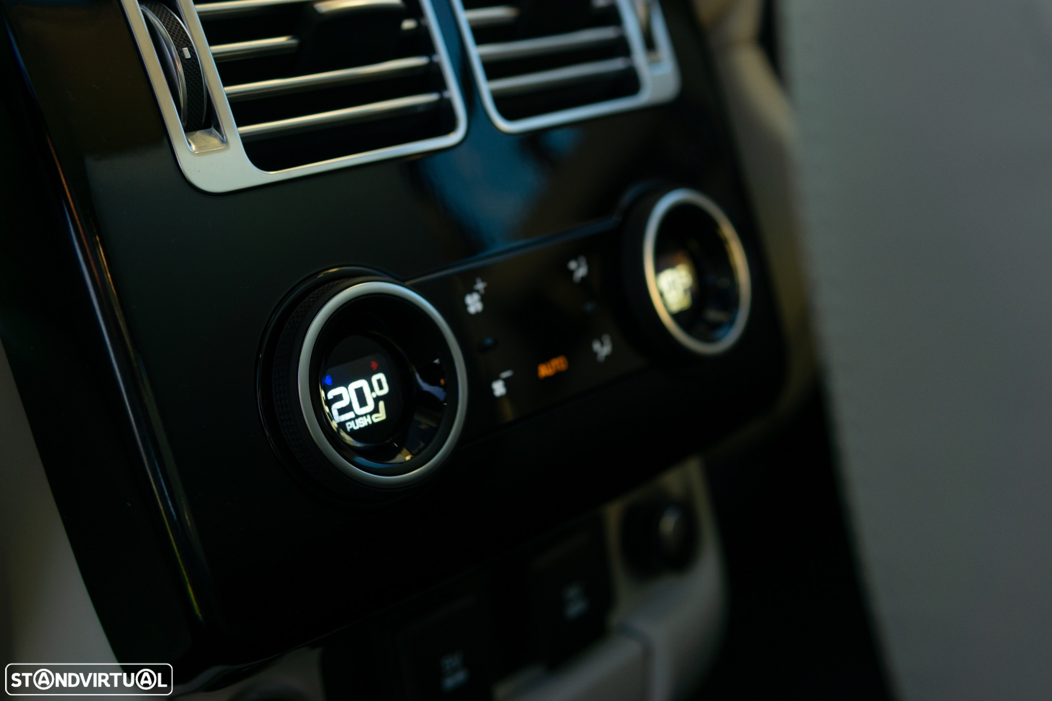 Land Rover Range Rover 2.0 Si4 PHEV Autobiography - 32